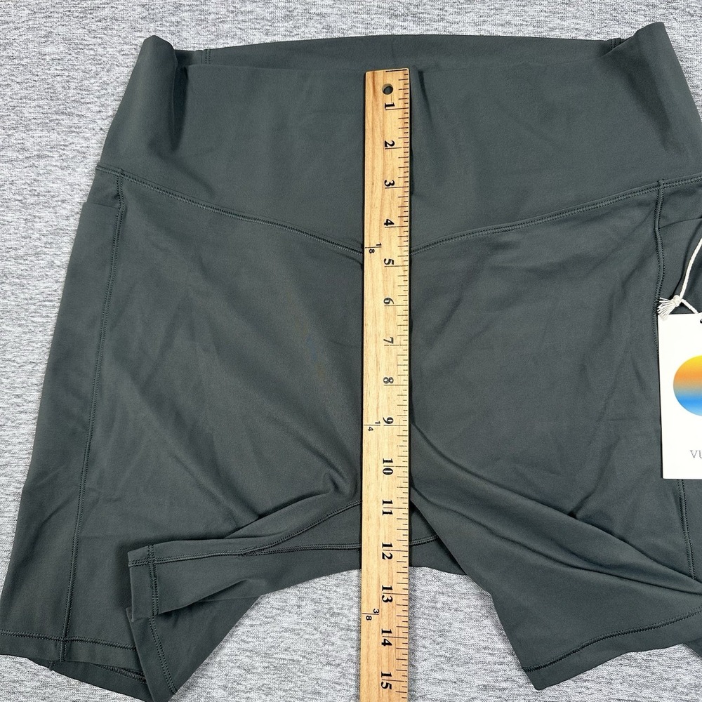 Vuori All The Form Short Womens XL Dark Jade Pocket 6'' Active Gym Fitness NEW - Picture 4 of 10